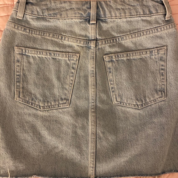 Topshop Bleach Denim Skirt - Picture 7 of 8